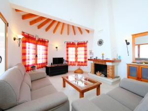 Posedenie v ubytovaní Holiday Home Monte y Mar by Interhome