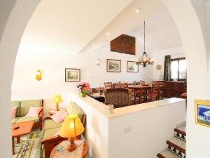 Et opholdsområde på Villa Villa Cielo by Interhome + 21 billeder