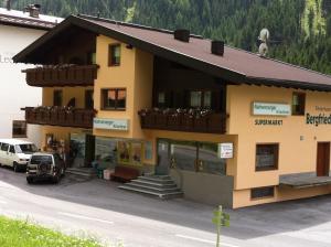 Imagen de la galería de Ferienhaus Bergfrieden, en Sankt Leonhard im Pitztal