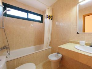 A bathroom at Holiday Home Vistamar by Interhome