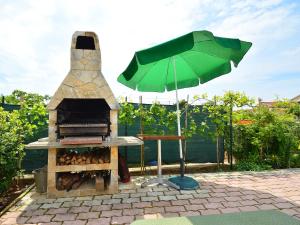 Vonkajšia záhrada v ubytovaní Holiday Home Slavko by Interhome