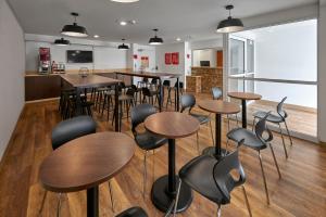 Kuchyň nebo kuchyňský kout v ubytování Extended Suites Monterrey Aeropuerto