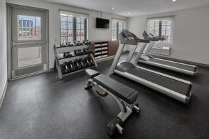 Fitness centrum a/nebo fitness zařízení v ubytování Extended Suites Monterrey Aeropuerto