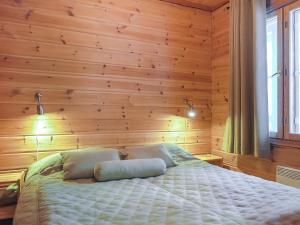Postel nebo postele na pokoji v ubytování Holiday Home Poronpurema a by Interhome