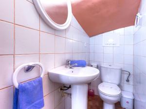 A bathroom at Holiday Home Villa Santa Marta II by Interhome