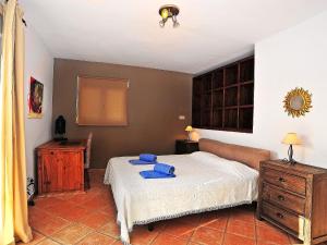 Posteľ alebo postele v izbe v ubytovaní Villa Aviles by Interhome