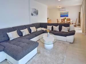 Posedenie v ubytovaní Holiday Home Stana by Interhome