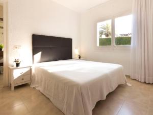 Posteľ alebo postele v izbe v ubytovaní Holiday Home El Dorada Playa by Interhome