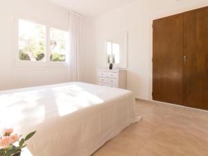 Posteľ alebo postele v izbe v ubytovaní Holiday Home El Dorada Playa by Interhome