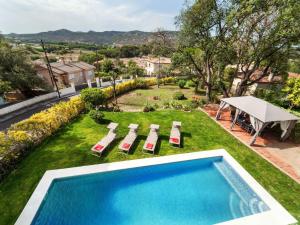 Bazén v ubytovaní Holiday Home Gramoia by Interhome alebo v jeho blízkosti