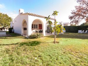 Vonkajšia záhrada v ubytovaní Holiday Home El Dorada Playa by Interhome