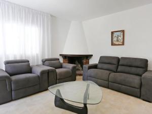 Posedenie v ubytovaní Holiday Home El Dorada Playa by Interhome
