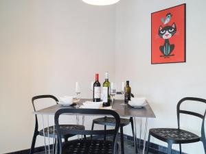 Nápoje v ubytovaní Apartment Plaza de las Flores by Interhome + 29 fotografií