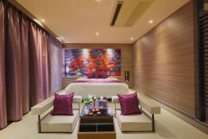 Posezení v ubytování HOTEL A La Mode -アラモード-