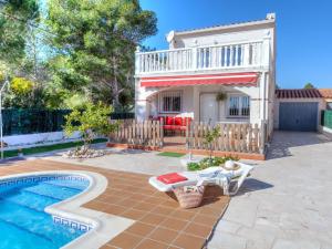Fotografia z galérie ubytovania Villa Villa Maria by Interhome v destinácii Les tres Cales