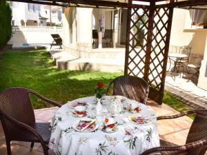Vonkajšia záhrada v ubytovaní Holiday Home Villa Buena Vida by Interhome