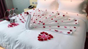 Ліжко або ліжка в номері Lavande Hotel Shanghai Jiading Xincheng Stadium Branch
