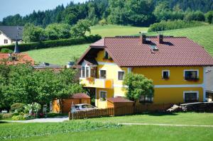 Gallery image of Ferienwohnung Hinterdorfer in Unterweissenbach +41 photos