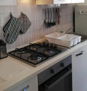 Kuchyň nebo kuchyňský kout v ubytování In vacanza a Itri - Casa Ileana