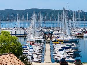 Příroda nedaleko apartmánu + 9 fotografií