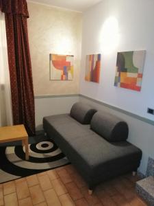 Posezení v ubytování Hotel Malpensafiera