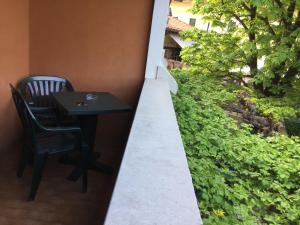 Taman di luar Hotel Al Pescatore