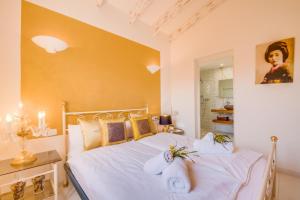 Łóżko lub łóżka w pokoju w obiekcie Villa BEL by Mallorca Villa Selection