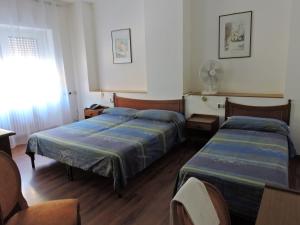 Φωτογραφία από το άλμπουμ του Hotel Capri σε Lesa +39 φωτογραφίες