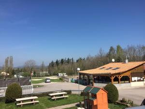 Fotografie z fotogalerie ubytování Camping Porte des Vosges v destinaci Bulgnéville