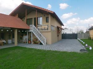 Budova, kde se bed and breakfast nachází