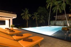 Tabula Rasa Resort & Spa内部或周边的泳池