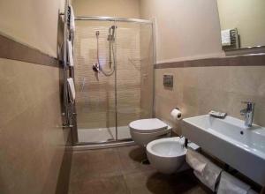 Bagno di Albergo Dei Leoni