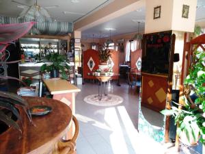 Restaurace v ubytování Hotel Eliseo