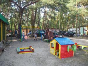 Herní místnost nebo prostor pro děti v ubytování Camping Anastazja