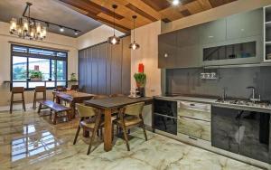 A cozinha ou cozinha compacta de Wujie Childlike B&B