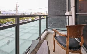 A balcony or terrace at Wujie Childlike B&B