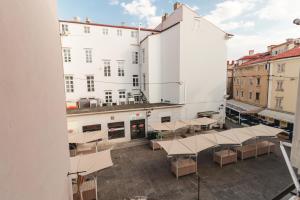 Το κτήριο όπου στεγάζεται  το διαμέρισμα