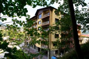 The building in which a szállodákat is located