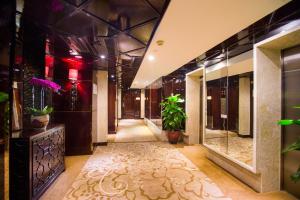 Gallery image of Huachen International Hotel in Hangzhou