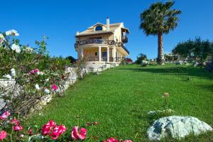Zahrada ubytování Villa Irida Apartments Agios Spyridonas Peritheia