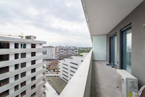 BpR CHIC White Home with Terrace & A/C & Garage 1097 Budapest, 3 Vágóhíd utca kép - 2