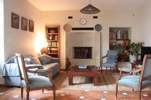 Χώρος καθιστικού στο Le Patio Gironnais