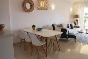 Ruang duduk di REF 12 Luxury Aparment with views +7 gambar