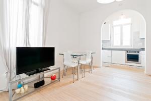 Kuchyňa alebo kuchynka v ubytovaní Prato della Valle Roomy Flat