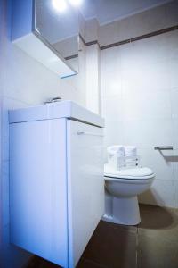 Koupelna v ubytování Cozy Suite Kallithea