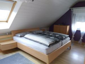 Postel nebo postele na pokoji v ubytování FEWO 67
