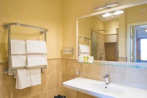 
Ein Badezimmer in der Unterkunft Palazzo Ravizza

