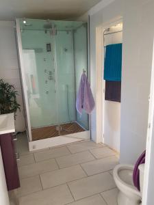 Ένα μπάνιο στο home ferman +30 φωτογραφίες