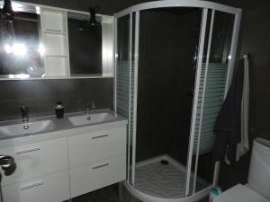 Koupelna v ubytování Hotel Garazar