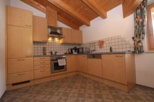 Zdjęcie z galerii obiektu Apart Alpina w mieście Pettneu am Arlberg